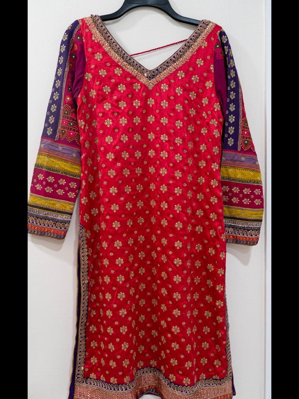 RITU KUMAR Red Embellished V-Neck Women's Dress with Patterned Sleeves
